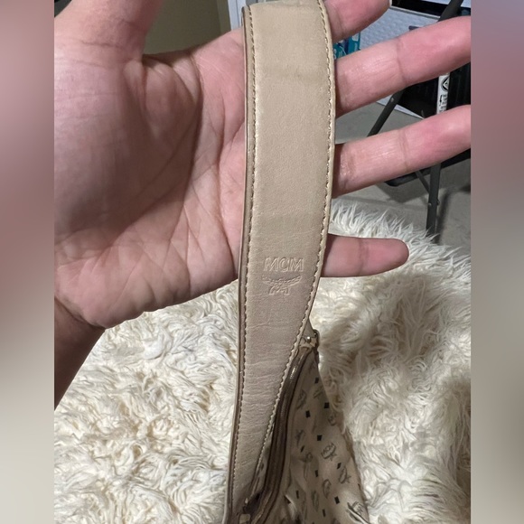 Authentic M C M hobo bag - Picture 10 of 16